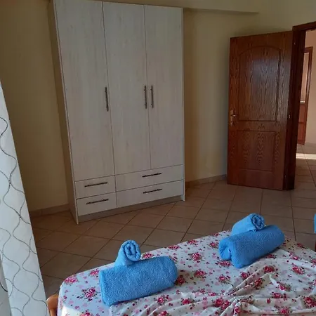 Jonny Guesthouse Ksamil Exterior photo