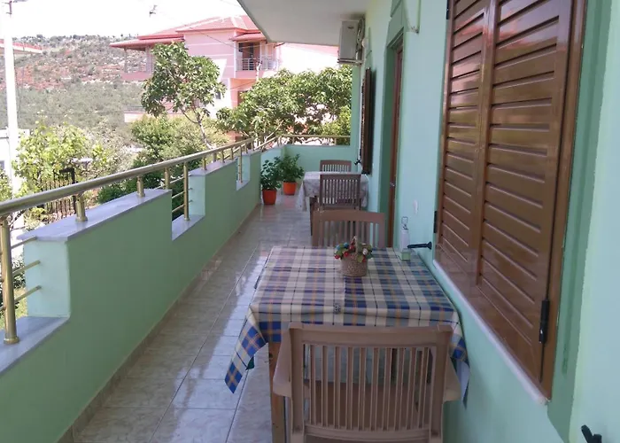Skrapalli Guest House Ksamil