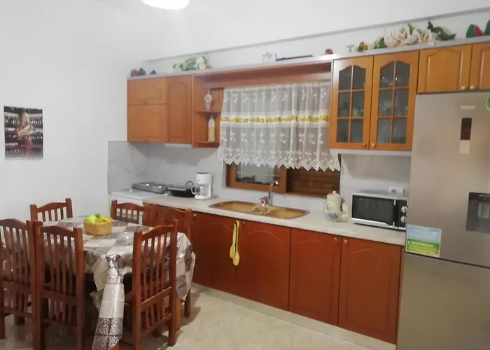 Skrapalli Guest House Ksamil